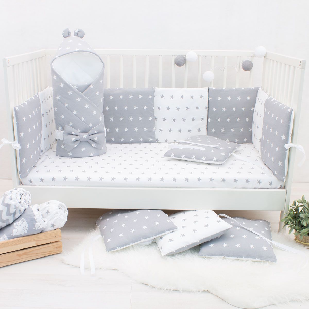 Бортики-подушки в кроватку для новорожденных